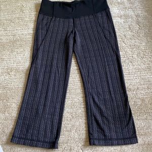 lululemon like new* gather and crow crop